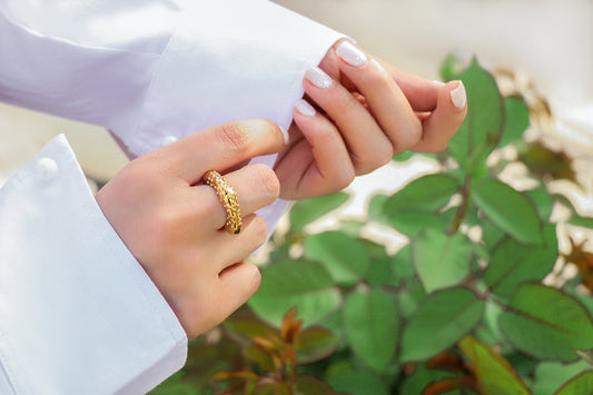 Single band gold plated ring